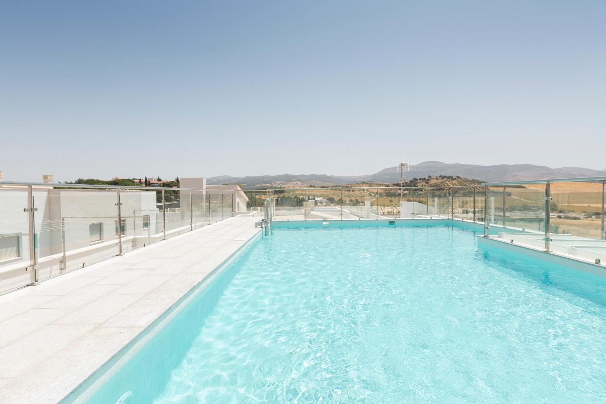 Apartamentos Martalia Aticos Deluxe Ronda Exterior photo